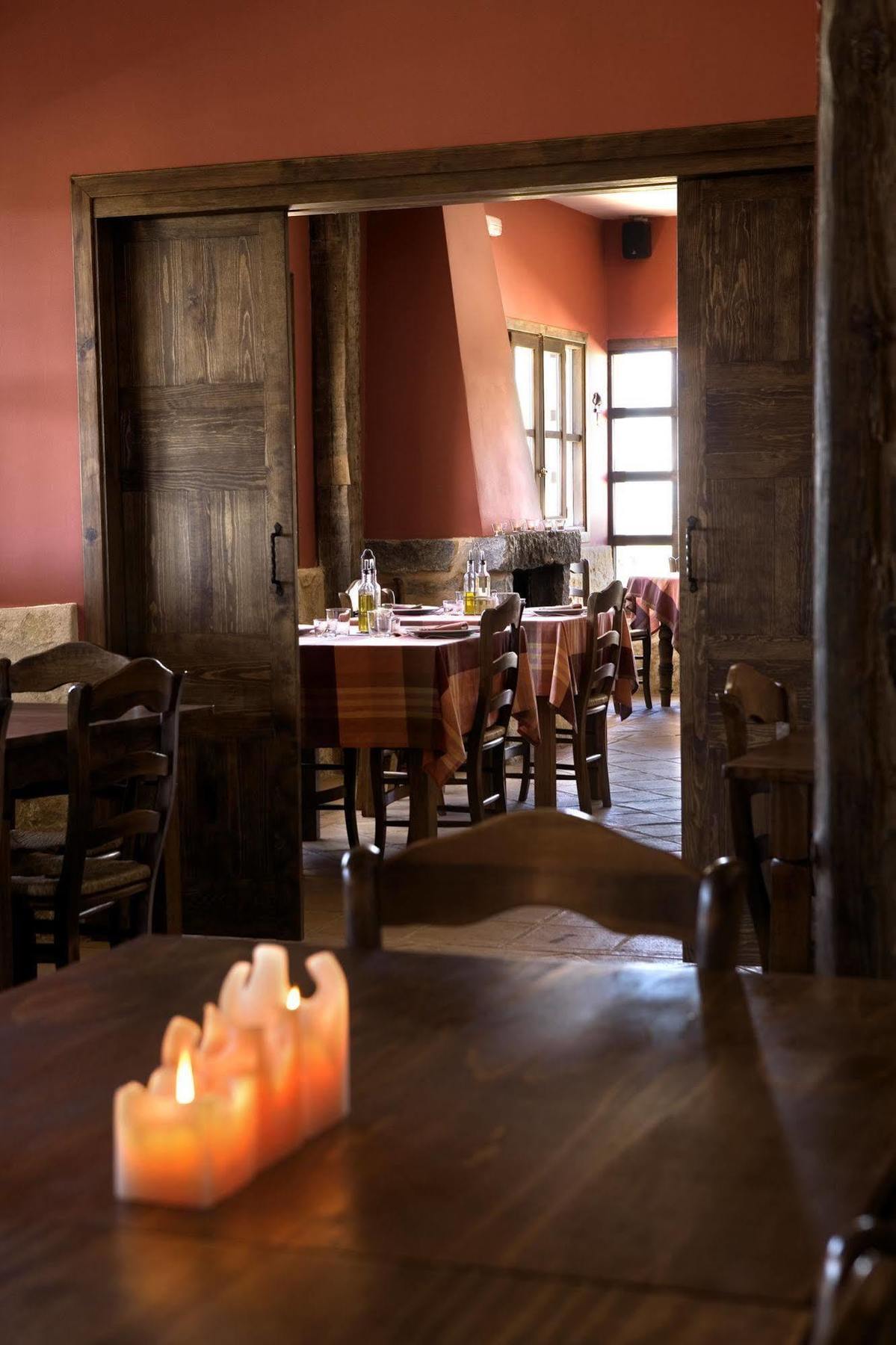 Hotel Rural La Data Gallegos Eksteriør bilde